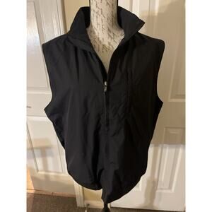 IZOD XFG Men’s Black Full-Zip Performance Golf Vest – Size M, Lightweight Wind